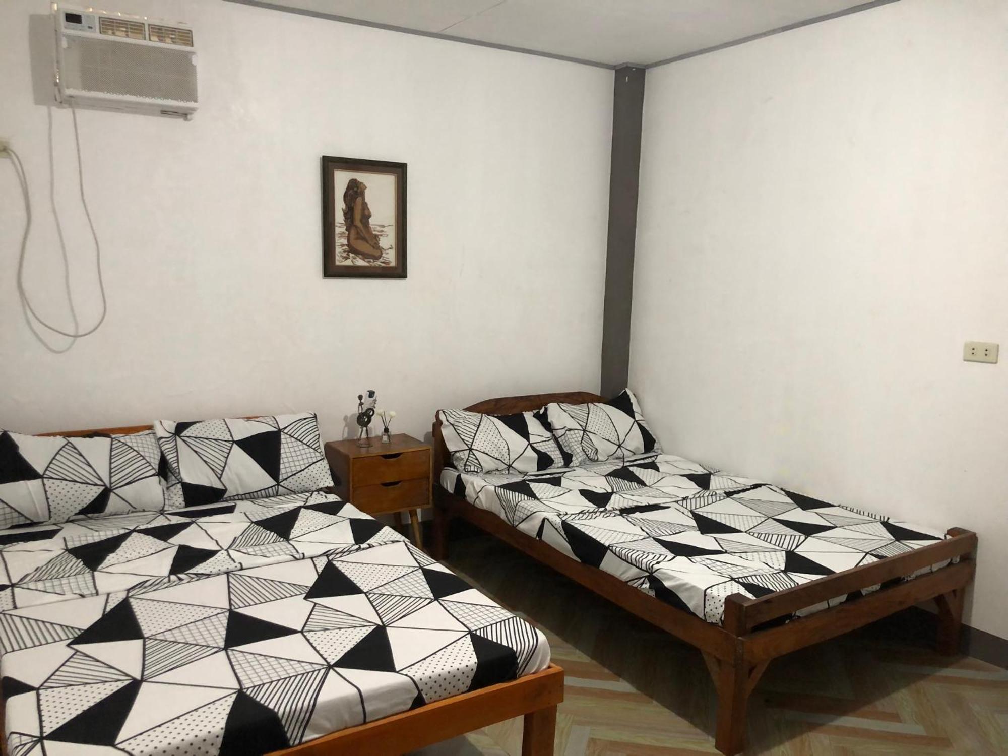 Traditional Private Guesthouse In Patar Beach Bolinao ภายนอก รูปภาพ